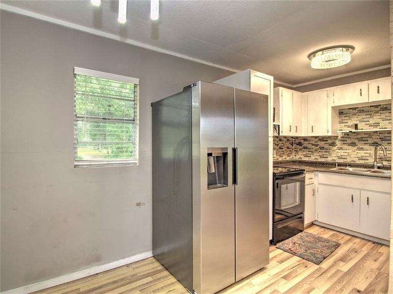 Furnished interior view inside a new home in , Anthony (Image 13).