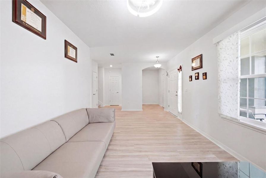 Furnished interior view inside a new home in , Haines City (Image 7).