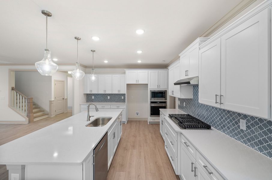 Representative furnished interior of a home built from the The Hampton by RobuckHomes in Baylee Ridge, Selma (Image 121).
