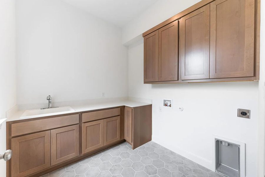 Furnished interior view inside a new home in Wolf Ranch West Bend - 70', Georgetown (Image 10).
