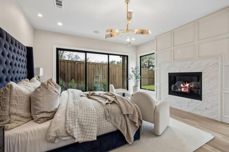 Furnished interior view inside a new home in , Dallas (Image 7). Furnished interior view inside a new home in , Dallas (Image 7).