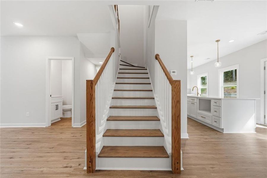 Spacious, unfurnished interior of a new home in , Gainesville (Image 24).