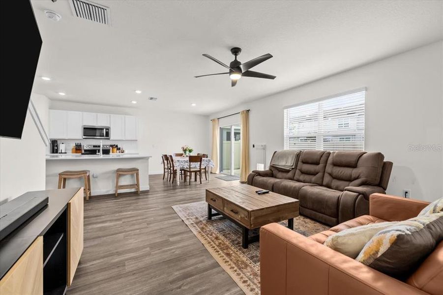Furnished interior view inside a new home in Epperson, Wesley Chapel (Image 28).