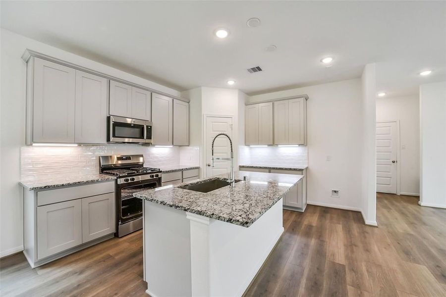 Furnished interior view inside a new home in Anderson Lake, Houston (Image 3).
