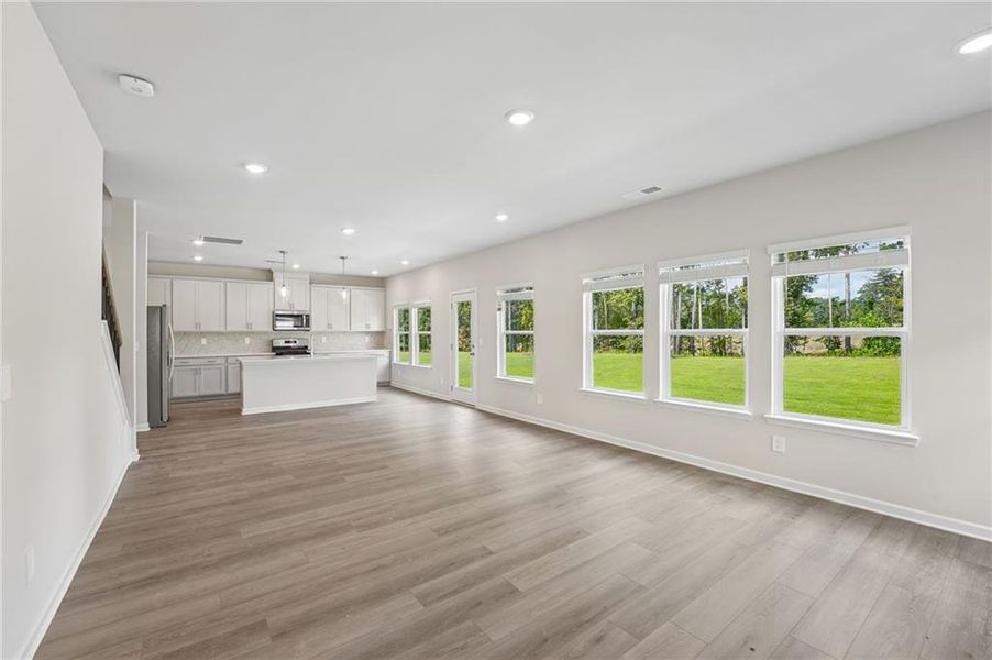 Spacious, unfurnished interior of a new home in Northwoods at Mirror Lake, Villa Rica (Image 48).