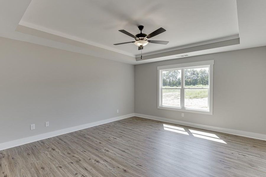 Spacious, unfurnished interior of a new home in , Hartwell (Image 26).