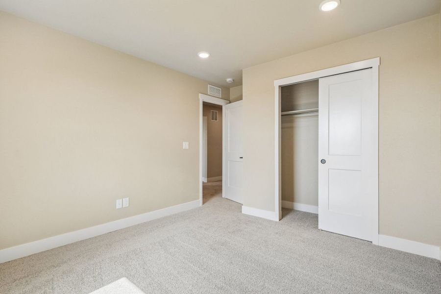 Spacious, unfurnished interior of a new home in The Glen, Colorado Springs (Image 45). Spacious, unfurnished interior of a new home in The Glen, Colorado Springs (Image 45).