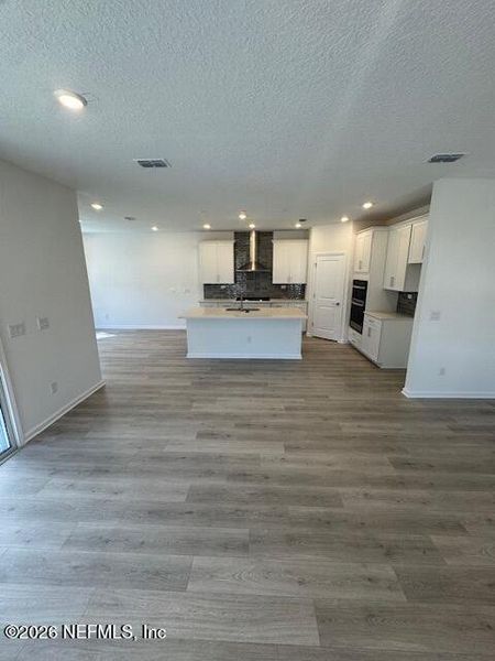 Spacious, unfurnished interior of a new home in , St. Augustine (Image 7).
