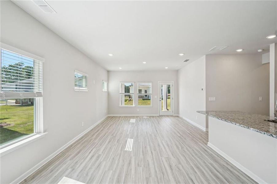 Spacious, unfurnished interior of a new home in Martin Springs - Reserve Series, Lawrenceville (Image 23).