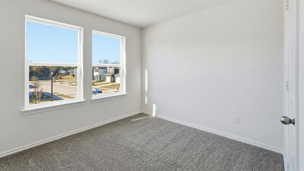 Spacious, unfurnished interior of a new home in Arbor Trails South, Princeton (Image 28).