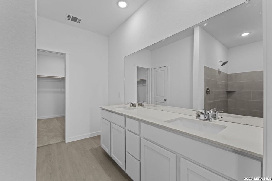 Furnished interior view inside a new home in Espada, San Antonio (Image 6).