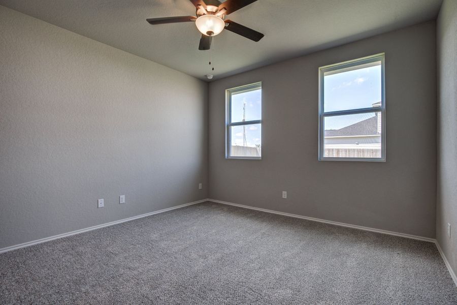 Representative unfurnished interior of a home built from the The Asheville I by Davidson Homes LLC in Bricewood, San Antonio (Image 19).