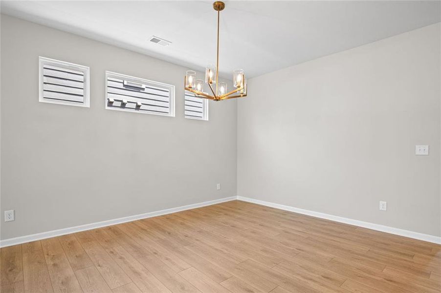 Spacious, unfurnished interior of a new home in Laurel Farms, Dallas (Image 24). Spacious, unfurnished interior of a new home in Laurel Farms, Dallas (Image 24).
