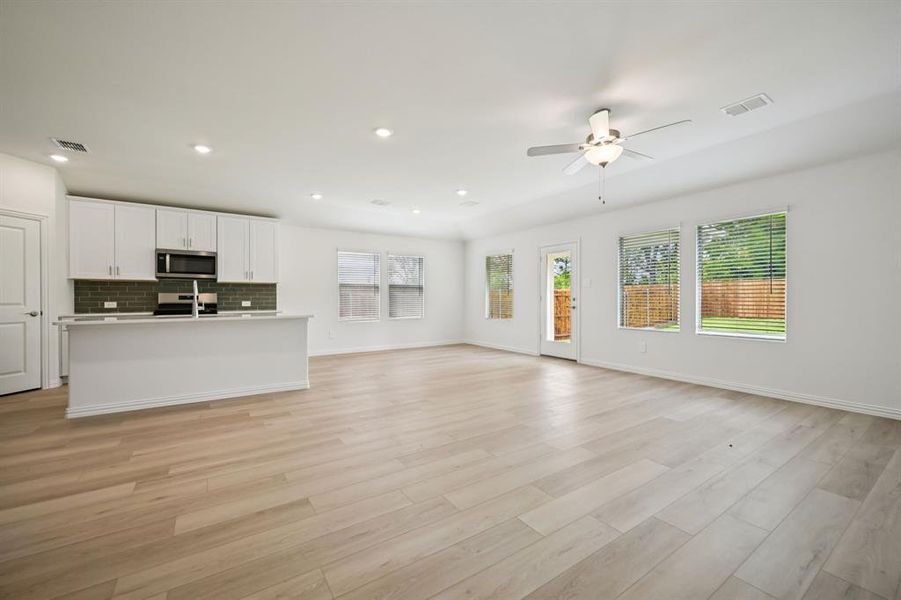 Photo is not of the actual home, but is an inspirational photo of builder’s model home and may depict options, furnishings, and/or decorator features that are not included.
