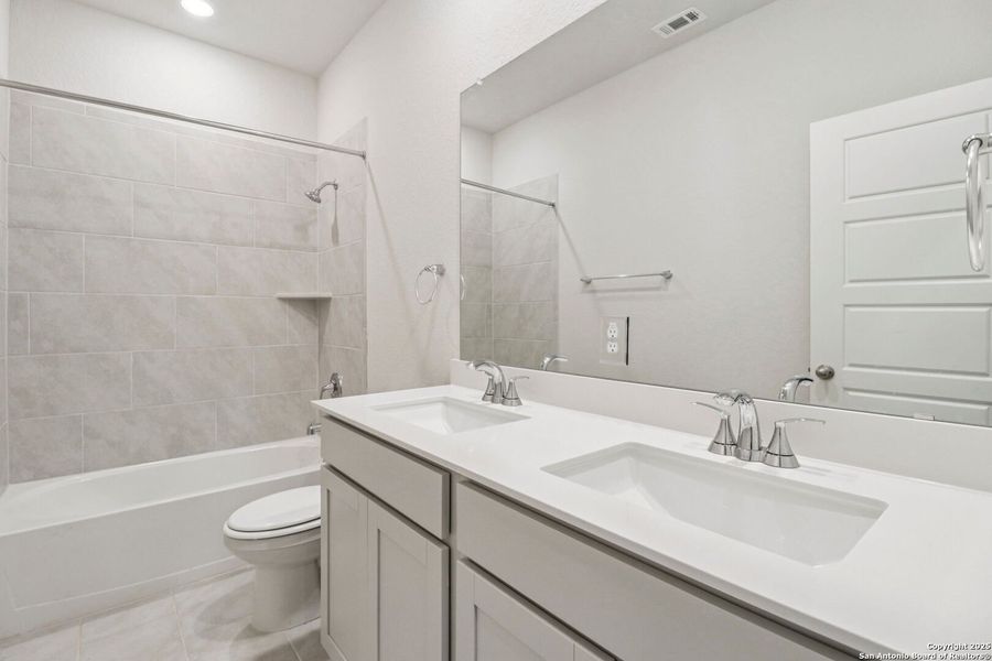 Furnished interior view inside a new home in Kallison Ranch, San Antonio (Image 13). Furnished interior view inside a new home in Kallison Ranch, San Antonio (Image 13).