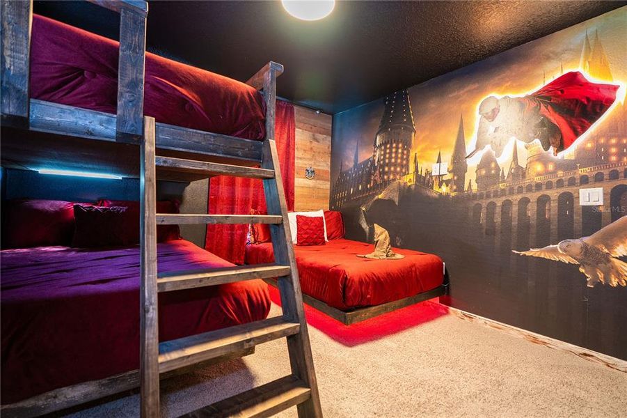 Image 84 of a home in .