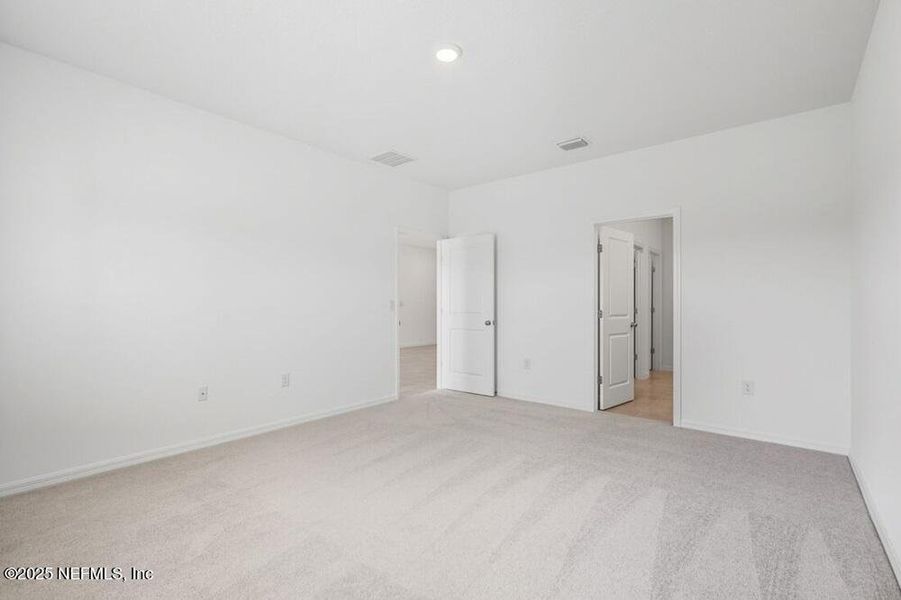 Spacious, unfurnished interior of a new home in Coopers Meadow, Jacksonville (Image 14). Spacious, unfurnished interior of a new home in Coopers Meadow, Jacksonville (Image 14).