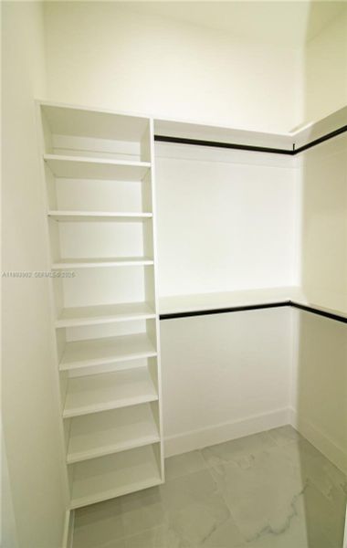 Spacious, unfurnished interior of a new home in , Lehigh Acres (Image 25).