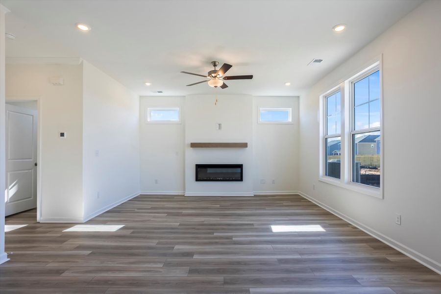 Spacious, unfurnished interior of a new home in Portrait Hills, Aiken (Image 14).
