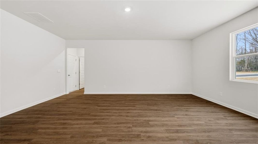 Spacious, unfurnished interior of a new home in Jackson Landing, Jefferson (Image 29). Spacious, unfurnished interior of a new home in Jackson Landing, Jefferson (Image 29).