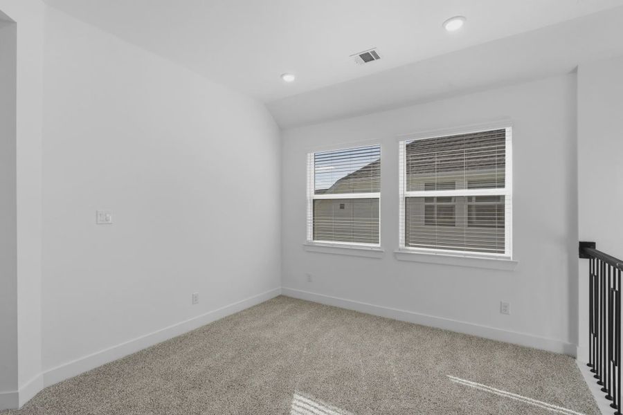 Representative unfurnished interior of a home built from the Chantilly 2 by Chesmar Homes in Sienna Chateau, Missouri City (Image 32).