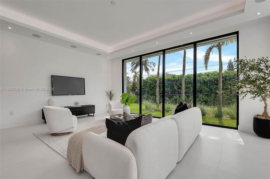 Furnished interior view inside a new home in , Pinecrest (Image 34).