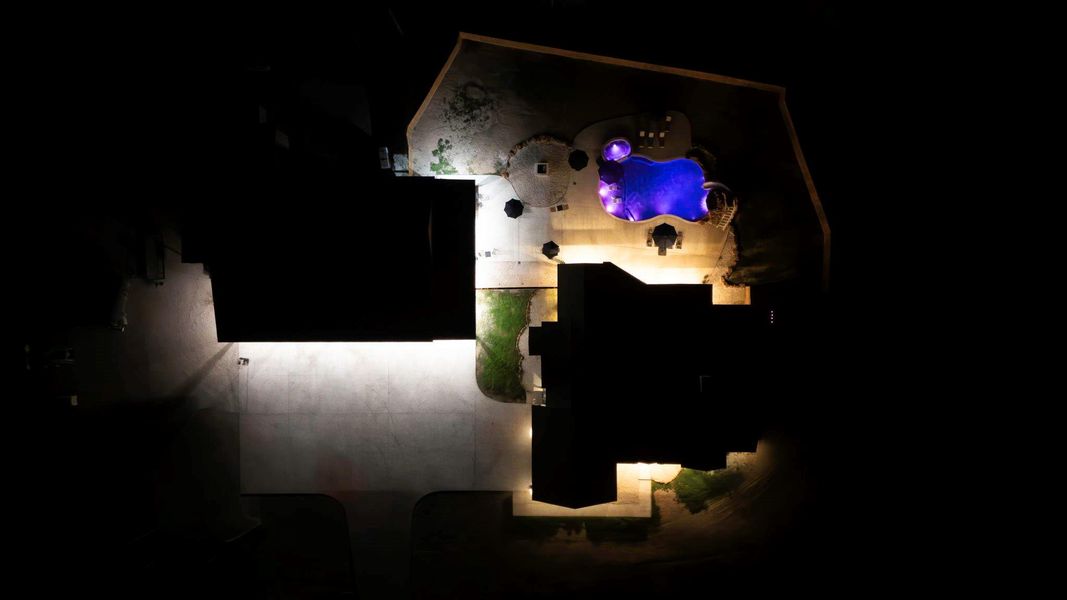 Image 33 of a home in .