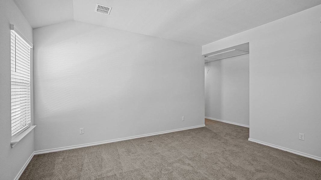 Spacious, unfurnished interior of a new home in Springhill South, Boyd (Image 24).