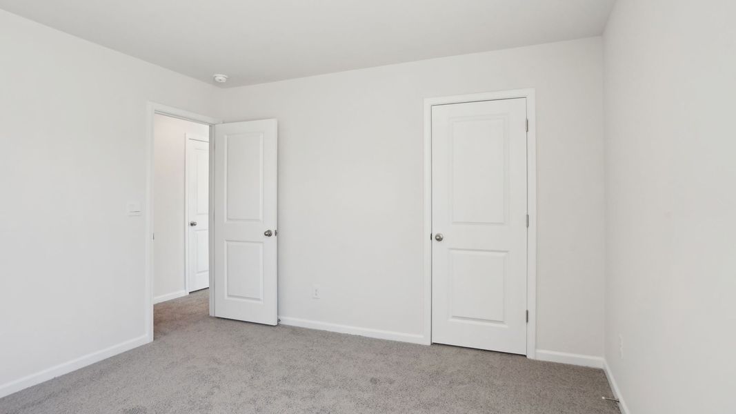 Spacious, unfurnished interior of a new home in Granite Falls, Lancaster (Image 26). Spacious, unfurnished interior of a new home in Granite Falls, Lancaster (Image 26).