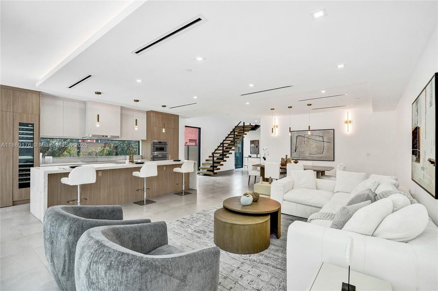 Furnished interior view inside a new home in , Fort Lauderdale (Image 15). Furnished interior view inside a new home in , Fort Lauderdale (Image 15).