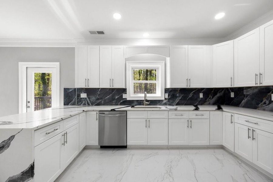 Furnished interior view inside a new home in , Acworth (Image 10).