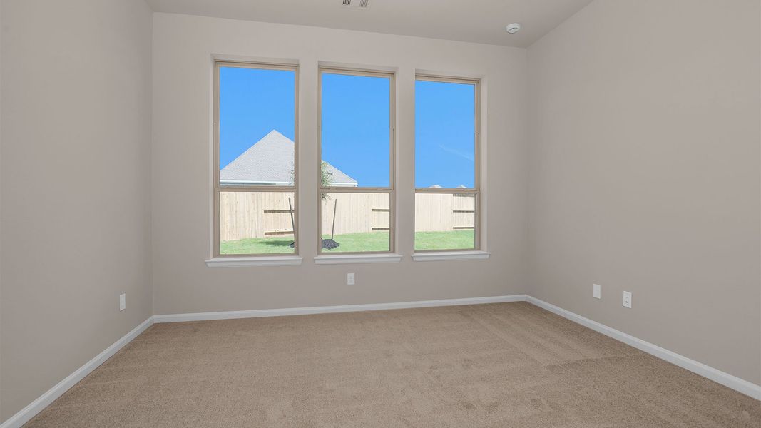 Spacious, unfurnished interior of a new home in Meridiana, Manvel (Image 9).