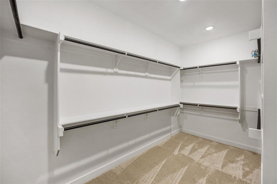 Spacious, unfurnished interior of a new home in , Fort Worth (Image 39).