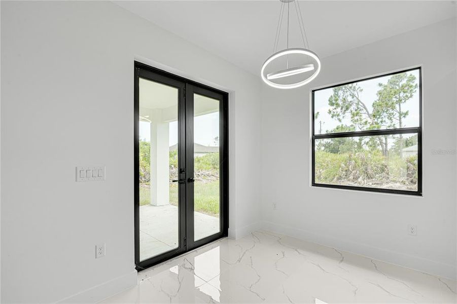 Spacious, unfurnished interior of a new home in , Rotonda West (Image 16).