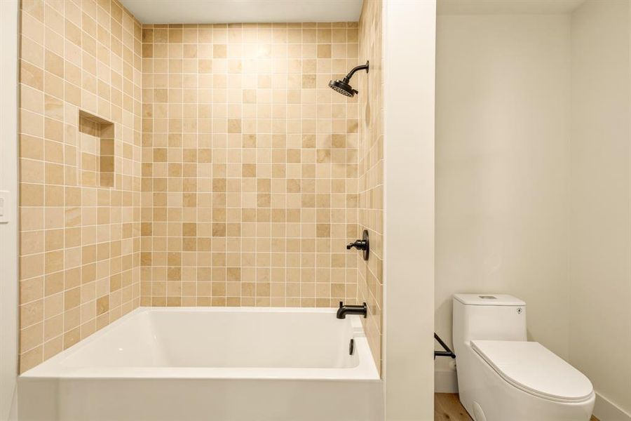 Image 39 of a home in .