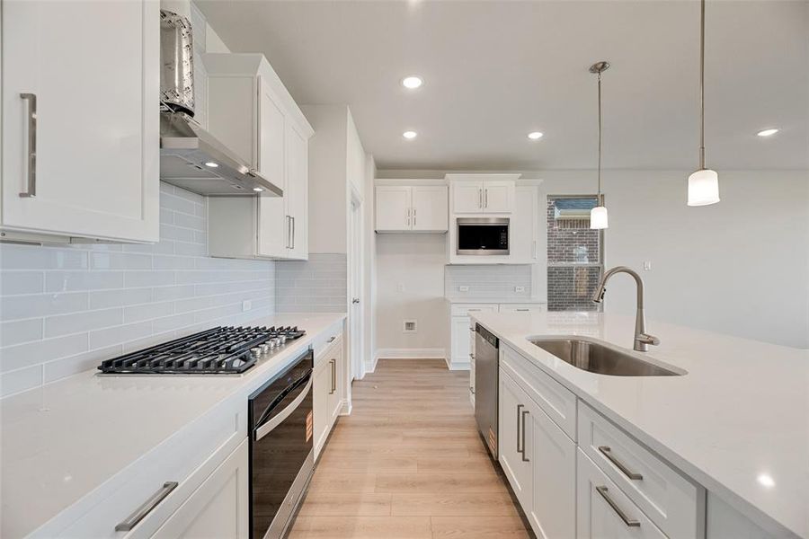 Furnished interior view inside a new home in Arbors at Legacy Hills, Celina (Image 7). Furnished interior view inside a new home in Arbors at Legacy Hills, Celina (Image 7).