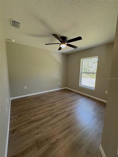 Spacious, unfurnished interior of a new home in , Ocala (Image 16).