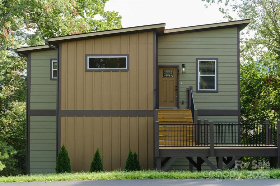 Image 36 of a home in . Image 36 of a home in .