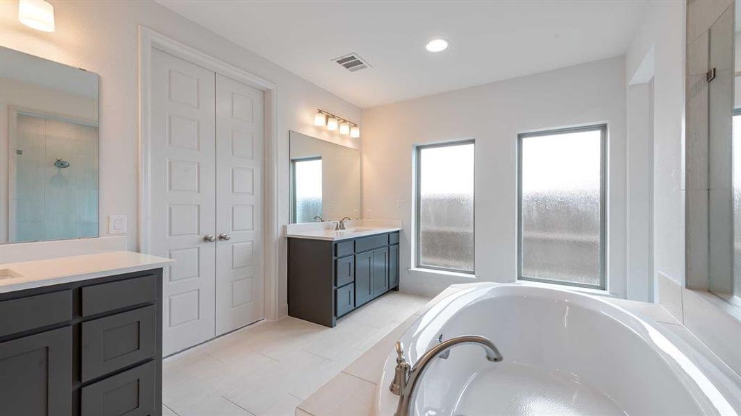 Furnished interior view inside a new home in Meraki, Forney (Image 5).