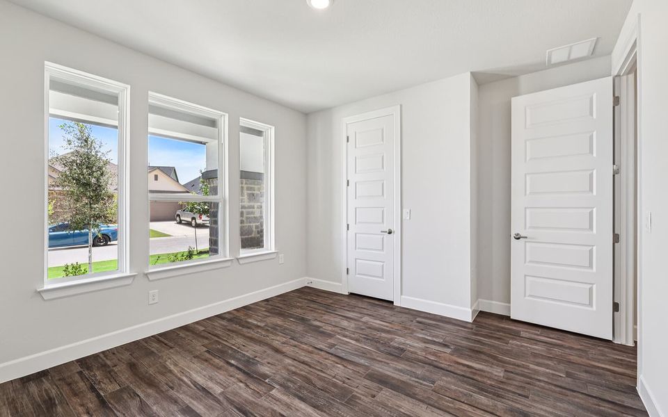 Spacious, unfurnished interior of a new home in Kissing Tree, San Marcos (Image 16). Spacious, unfurnished interior of a new home in Kissing Tree, San Marcos (Image 16).