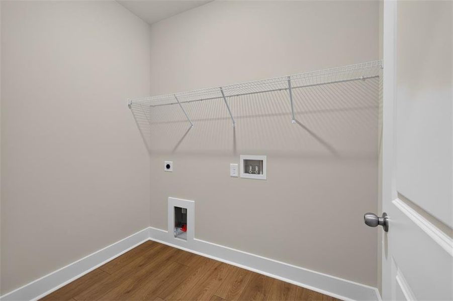 Spacious, unfurnished interior of a new home in , Gainesville (Image 46).