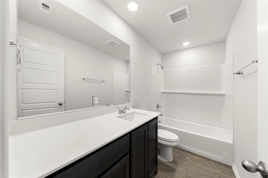 05. 7812 Kingfisher - 2ND Bath