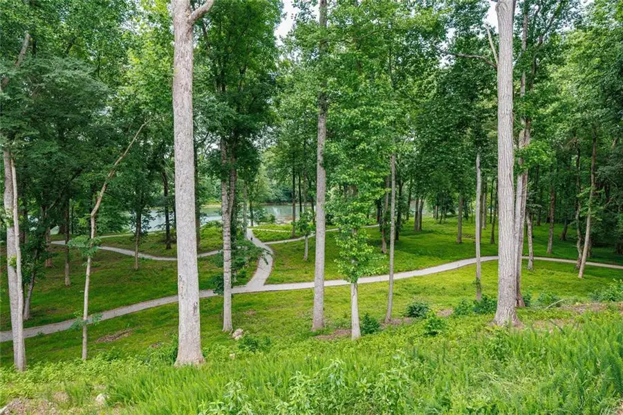 Natural landscape and outdoor views near  in Peachtree Corners (Image 46).