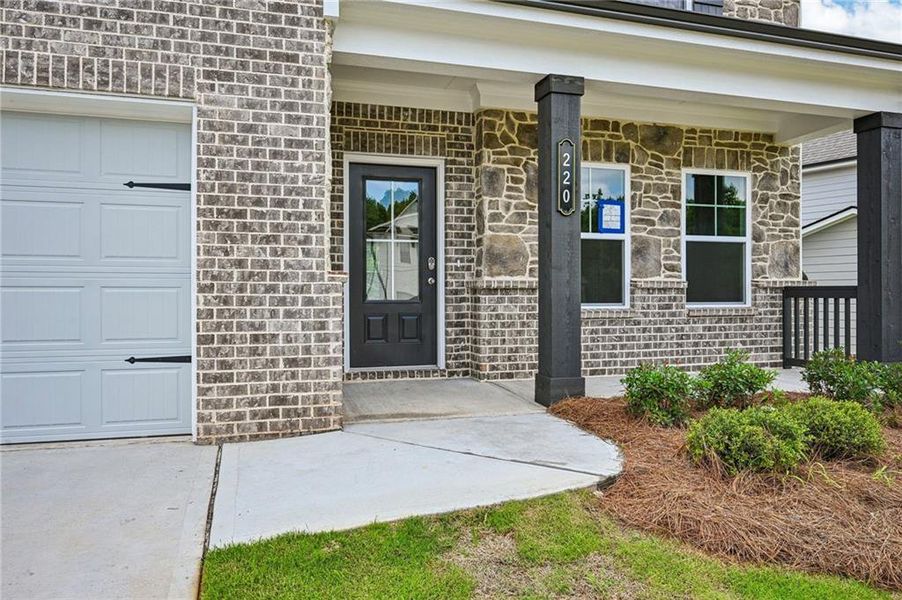 Exterior details and patio area of a home in Fowler Farms, Auburn (Image 27).