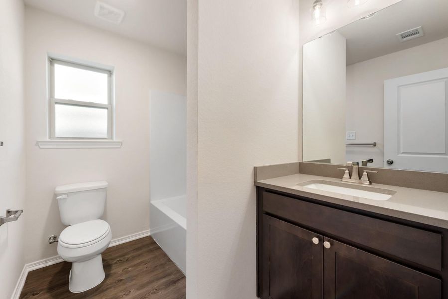 Furnished interior view inside a new home in , Navasota (Image 5).