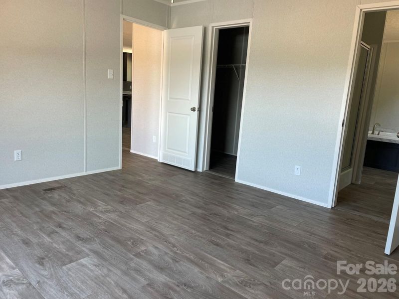 Spacious, unfurnished interior of a new home in , Morganton (Image 13).