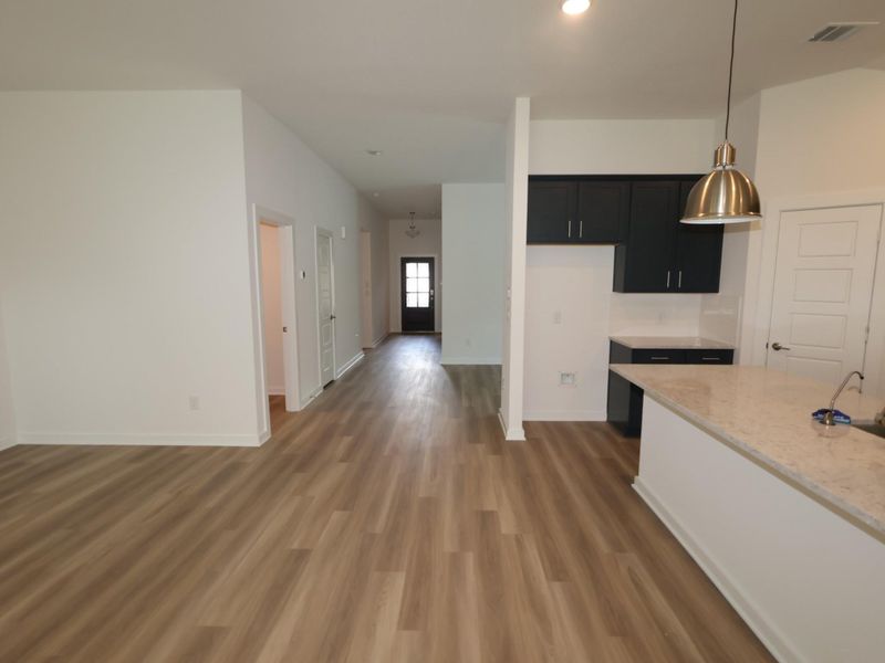 Spacious, unfurnished interior of a new home in Summerview, Fulshear (Image 24). Spacious, unfurnished interior of a new home in Summerview, Fulshear (Image 24).