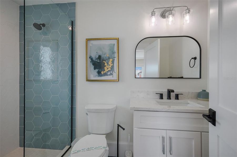 Furnished interior view inside a new home in , Bradenton Beach (Image 40).