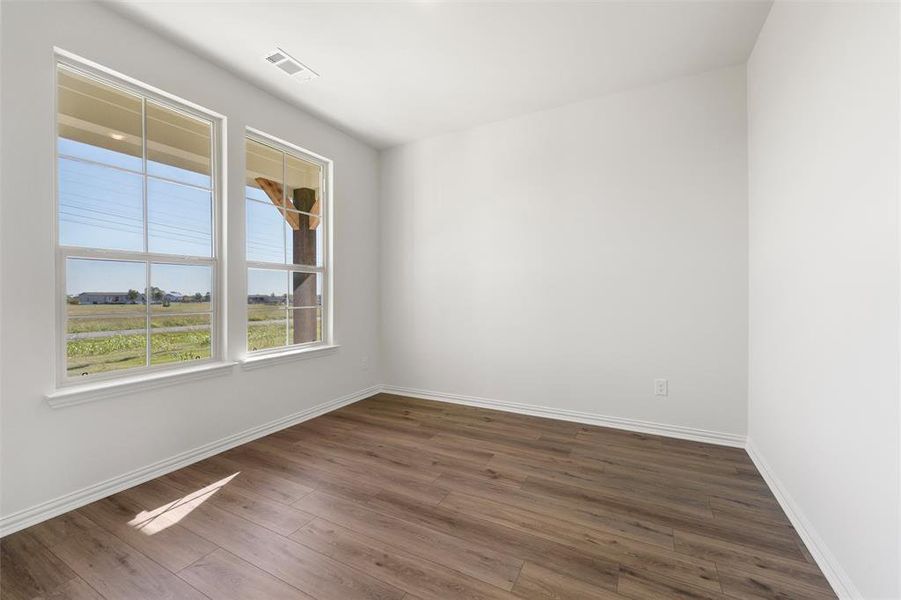 Spacious, unfurnished interior of a new home in Clear Sky Addition, Valley View (Image 31).