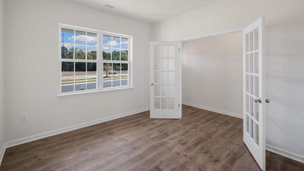 Spacious, unfurnished interior of a new home in Aurora Acres, Snow Camp (Image 13).